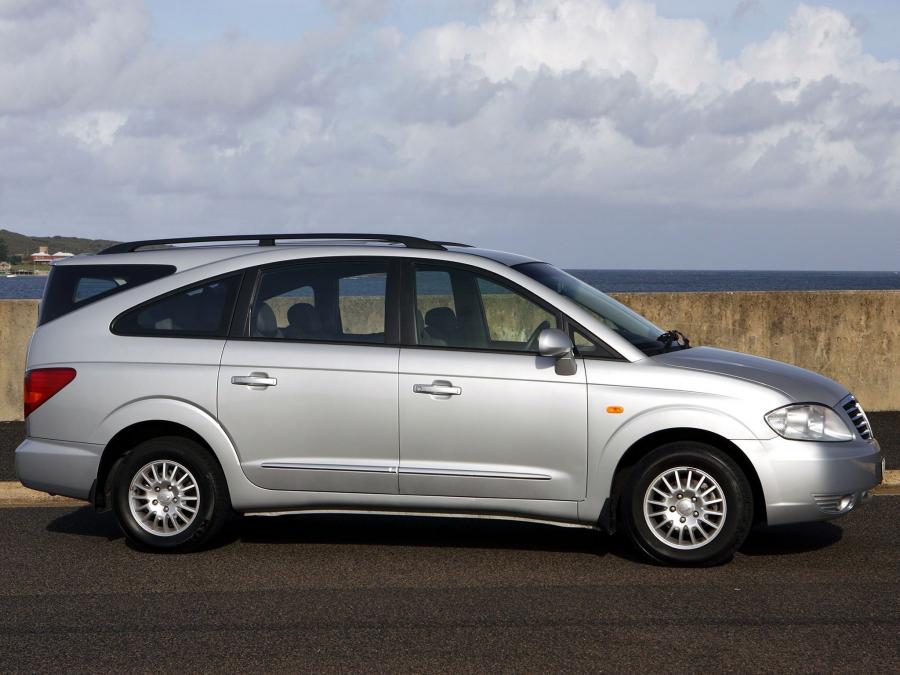  SsangYong Stavic 2007 года  (фото 4 из 10)